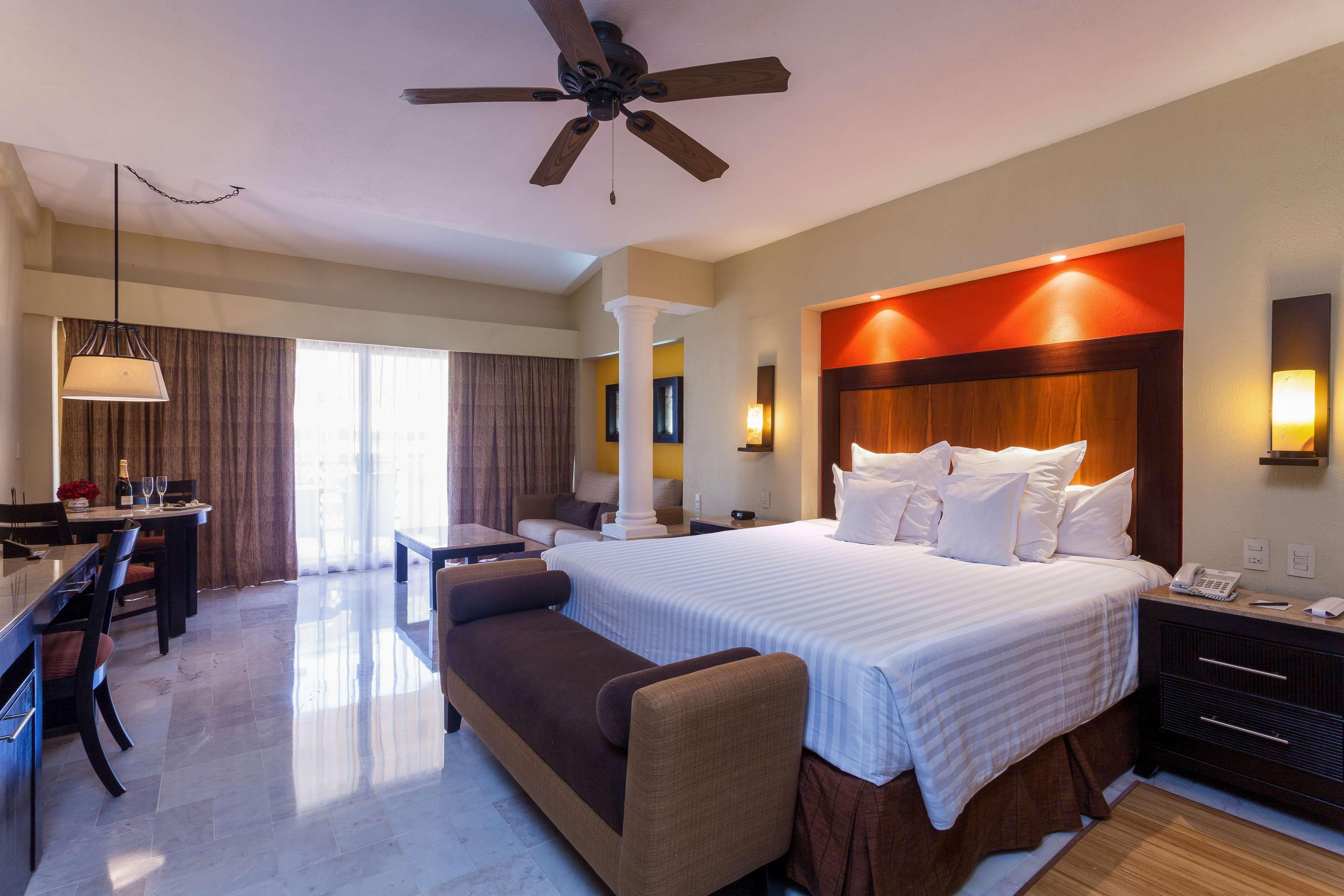 Barcelo Puerto Vallarta Extérieur photo
